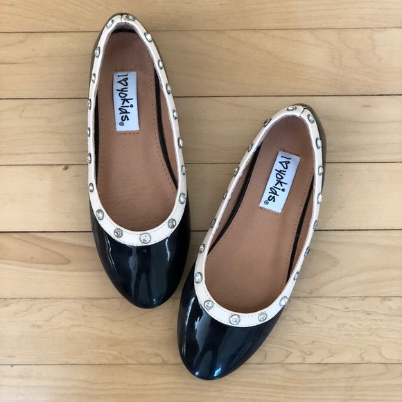 YoKids Black Denise Flat - Picture 1 of 3